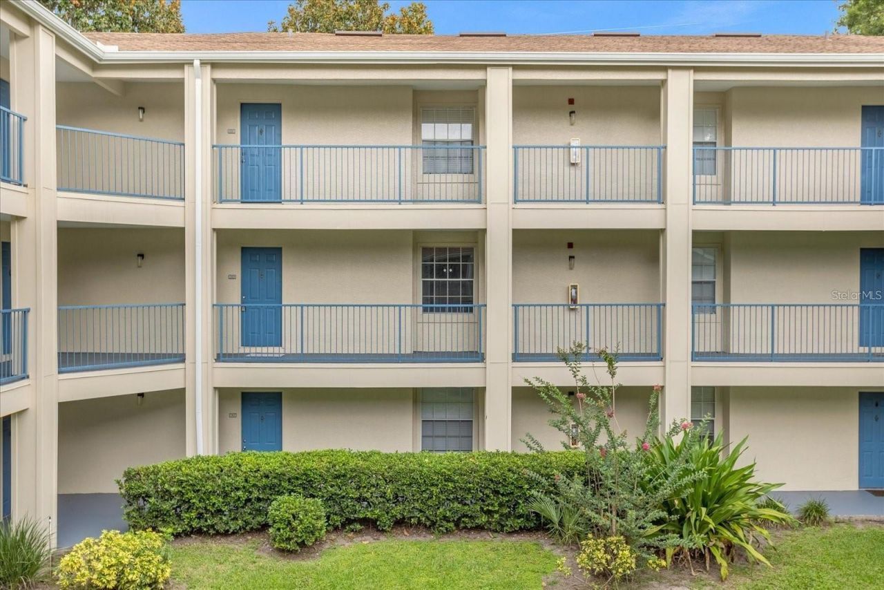 7210 Westpointe Boulevard, Unit 1323, Orlando, FL 32835 Main Photo