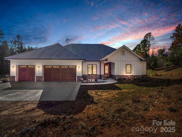 21 Rock Ridge Road, Mill Spring, NC 28756