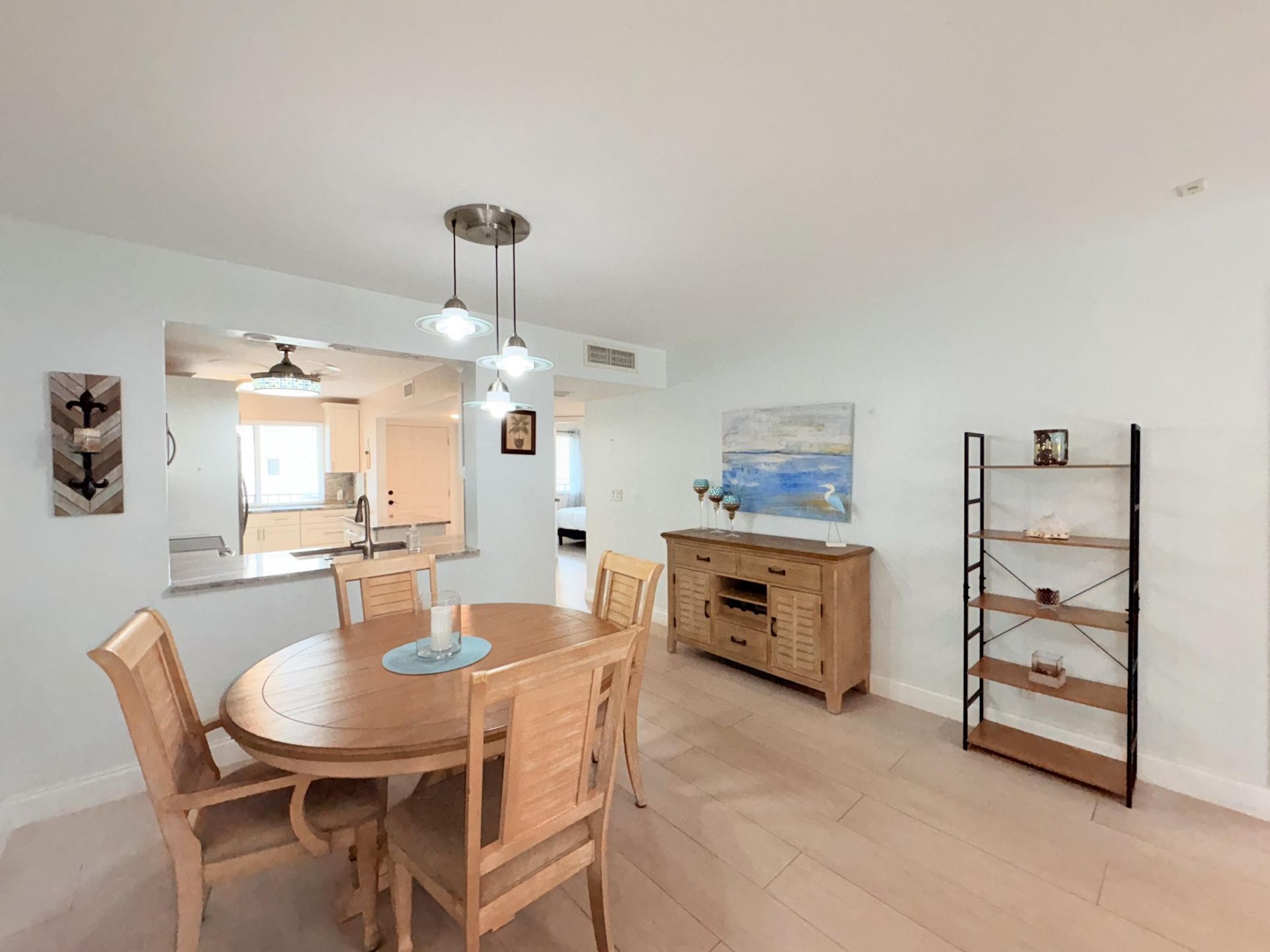 3138 Via Poinciana, Unit 306, Lake Worth, FL 33467 Photo