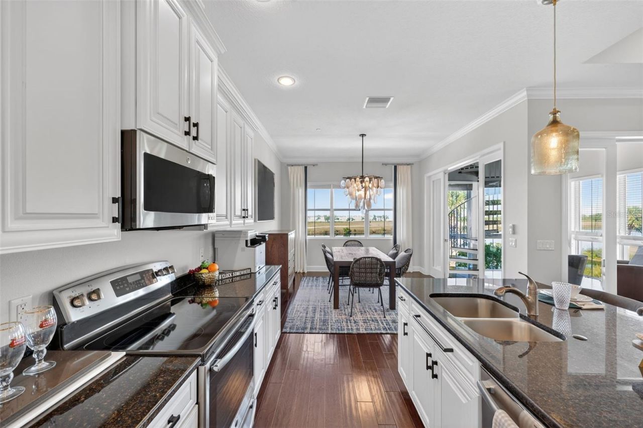 230 Sapphire Lake Drive, Unit 201, Bradenton, FL 34209 Photo