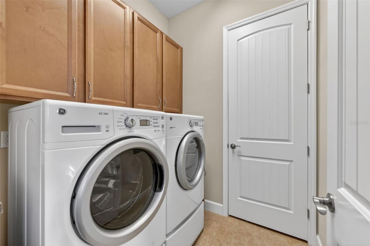 230 Sapphire Lake Drive, Unit 201, Bradenton, FL 34209 Photo