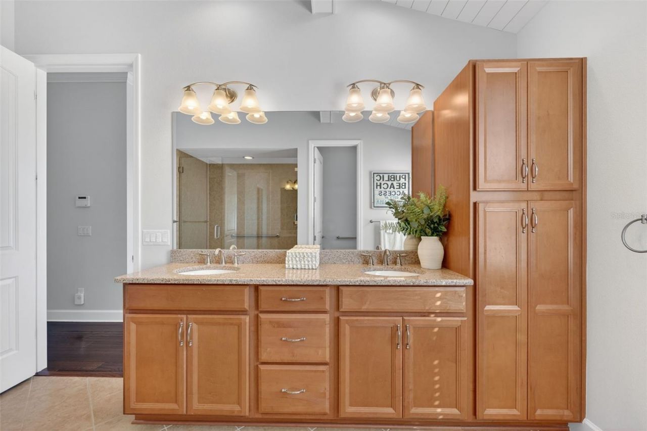 230 Sapphire Lake Drive, Unit 201, Bradenton, FL 34209 Photo