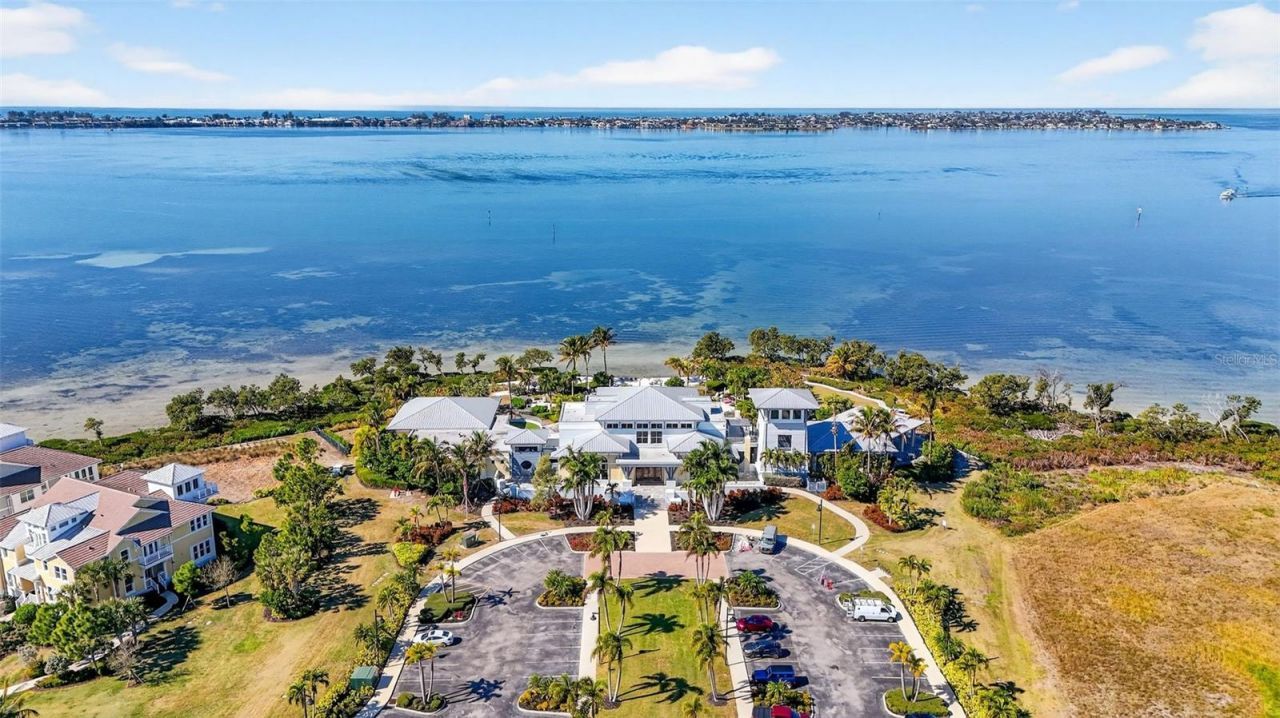 230 Sapphire Lake Drive, Unit 201, Bradenton, FL 34209 Photo