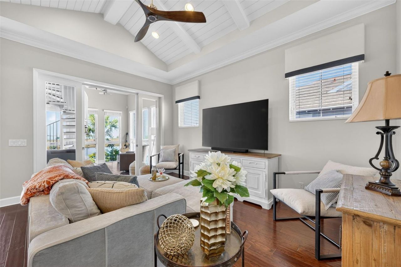 230 Sapphire Lake Drive, Unit 201, Bradenton, FL 34209 Photo