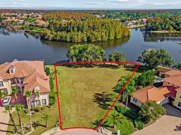 17903 BIMINI ISLE COURT, TAMPA, FL 33647