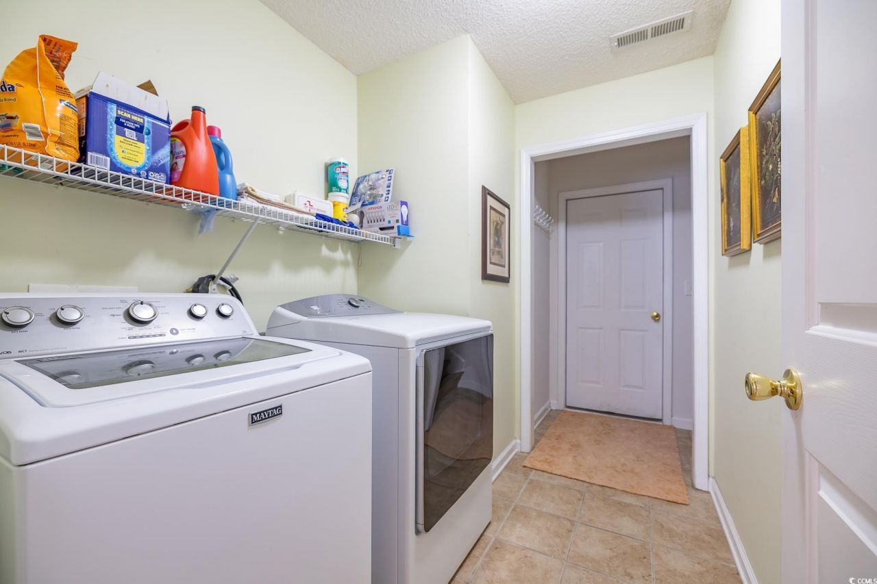 5077 Capulet Circle Photo 14