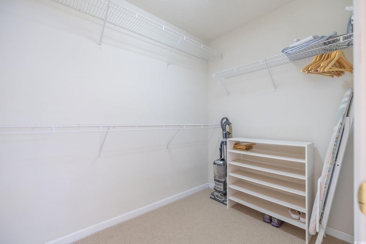 5077 Capulet Circle Photo 17