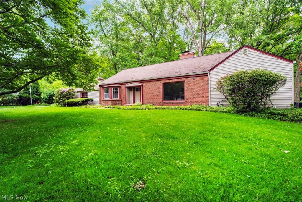 5025 Lockwood Boulevard, Youngstown, OH 44511 Main Photo