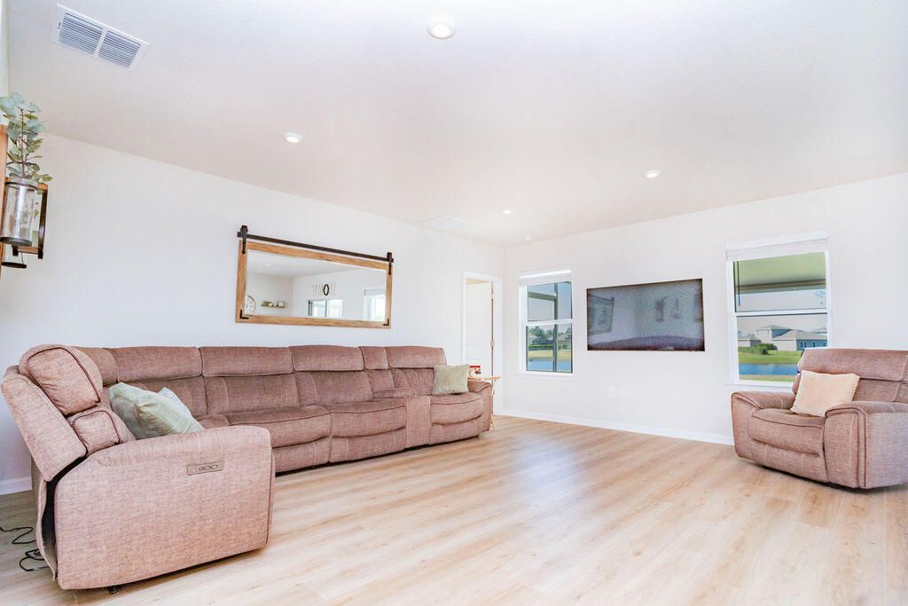 4198 Keeson Circle, Vero Beach, FL 32967 Photo