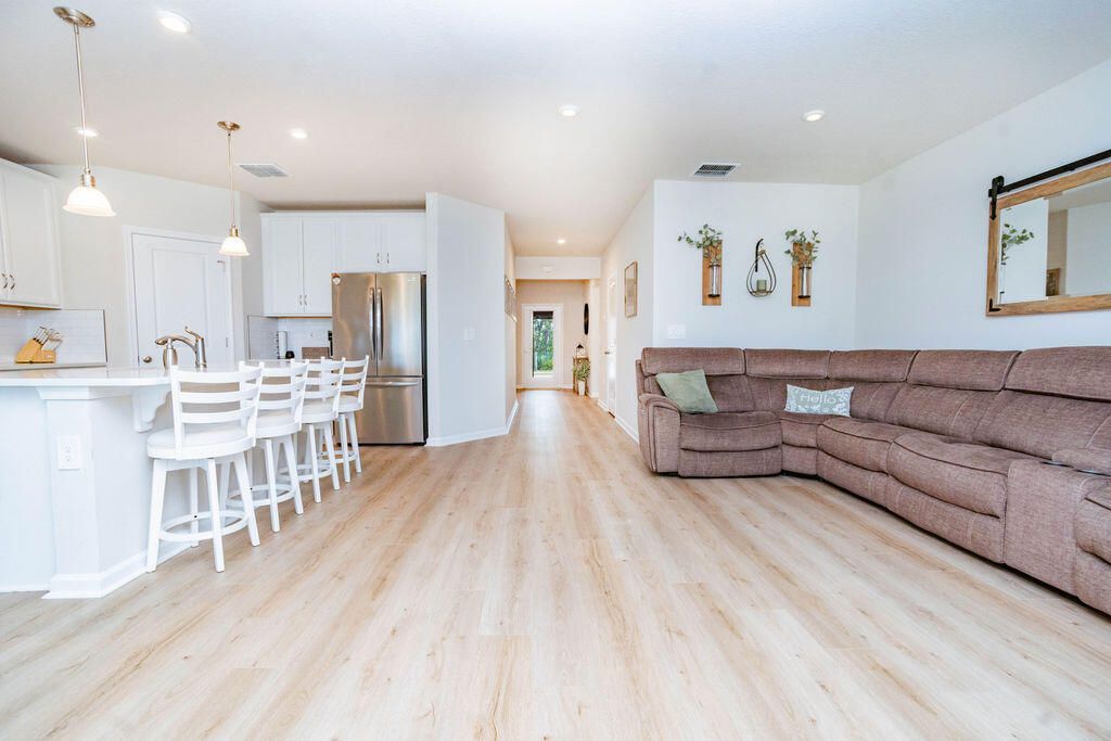 4198 Keeson Circle, Vero Beach, FL 32967 Photo