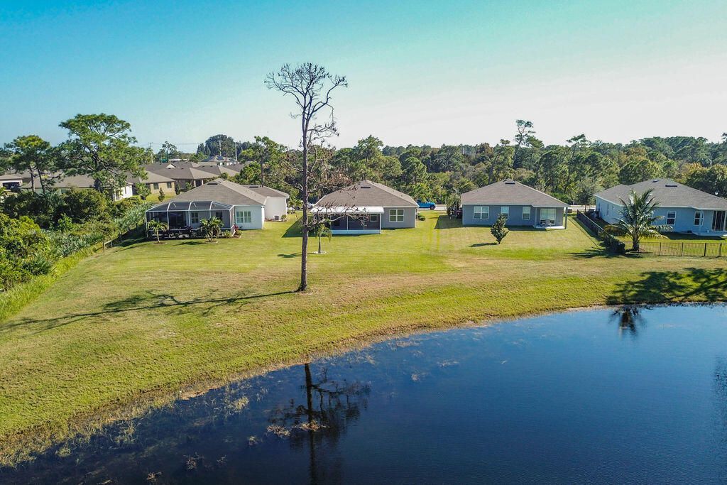4198 Keeson Circle, Vero Beach, FL 32967 Photo