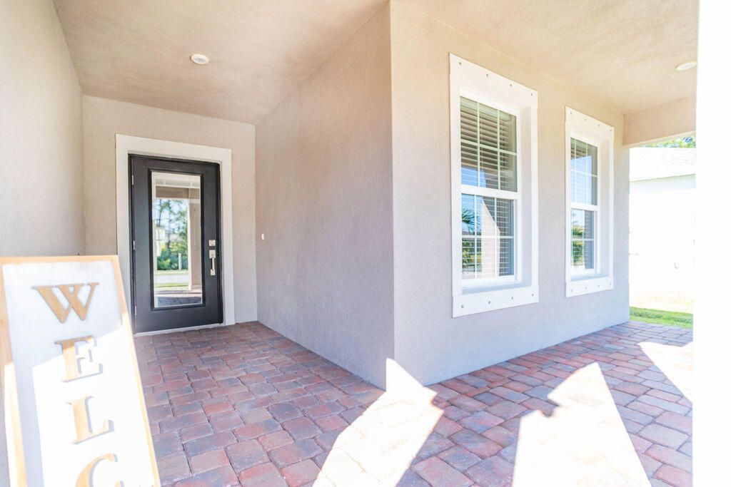 4198 Keeson Circle, Vero Beach, FL 32967 Photo