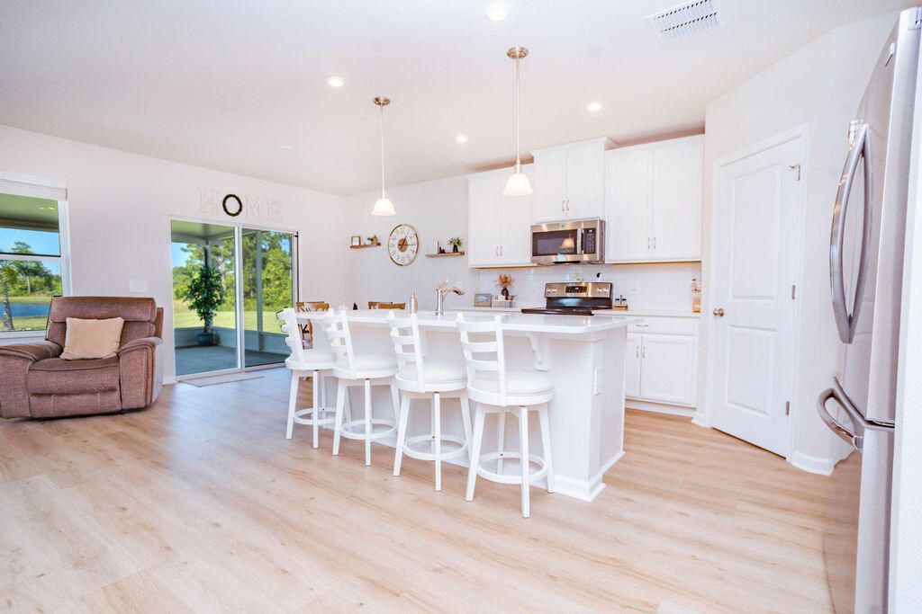 4198 Keeson Circle, Vero Beach, FL 32967 Photo