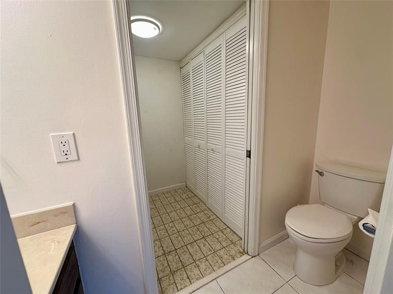 444 Pine Circle, Unit 4, Boca Raton, FL 33432 Photo