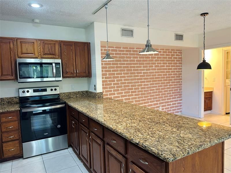 444 Pine Circle, Unit 4, Boca Raton, FL 33432 Photo