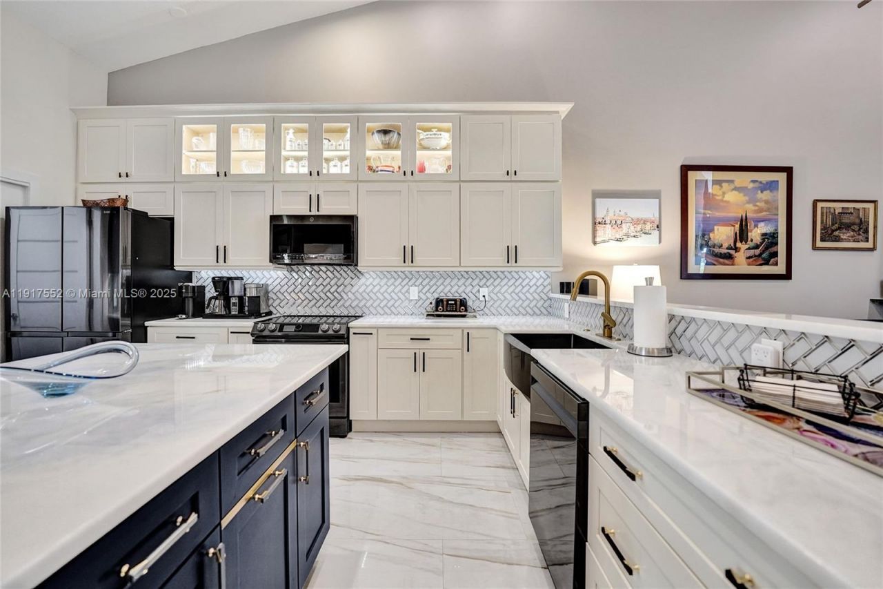 648 W Palm Aire Dr, Pompano Beach, FL 33069 Photo