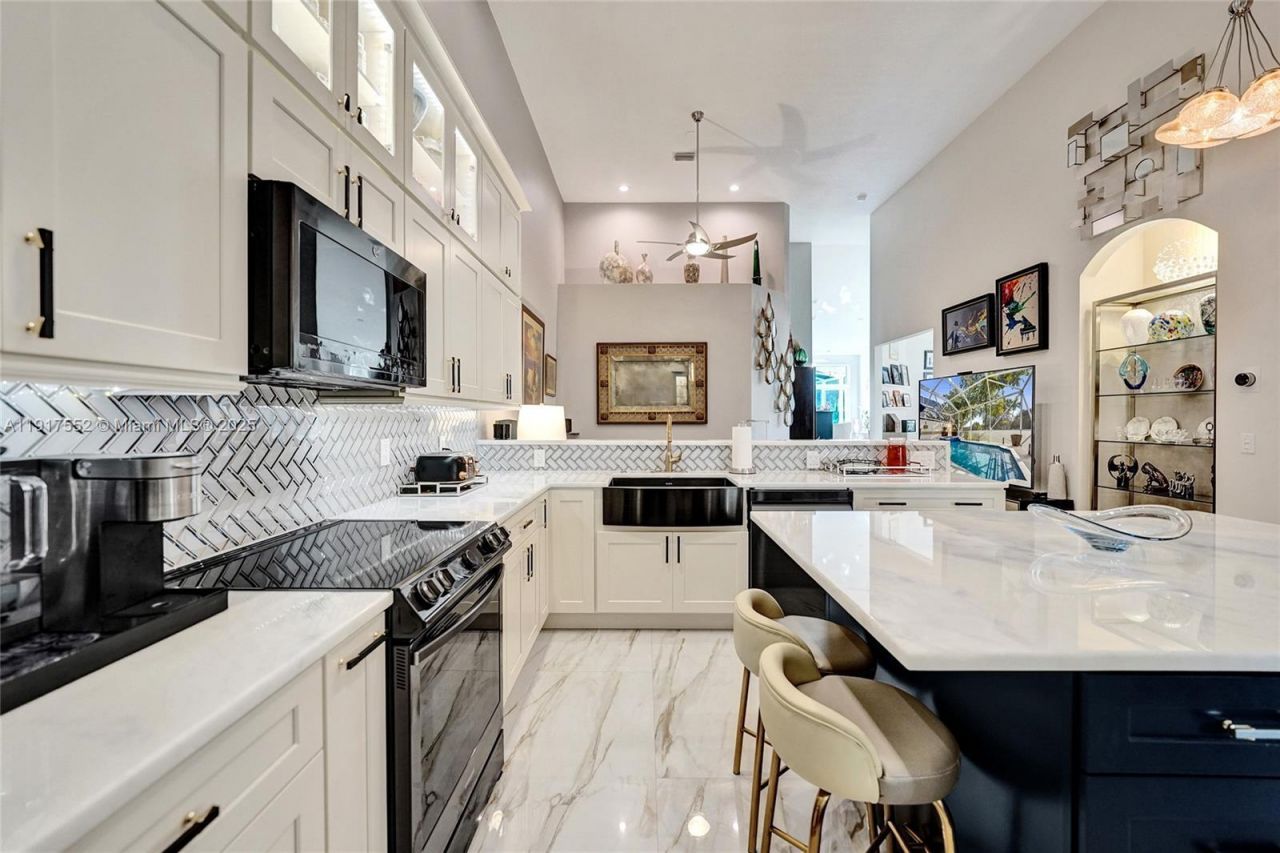 648 W Palm Aire Dr, Pompano Beach, FL 33069 Photo