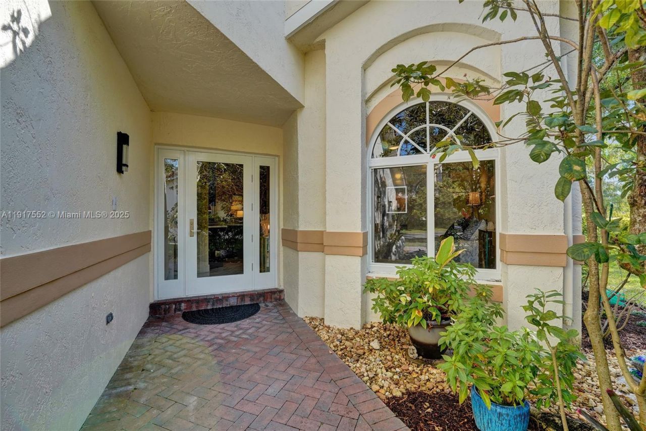 648 W Palm Aire Dr, Pompano Beach, FL 33069 Photo