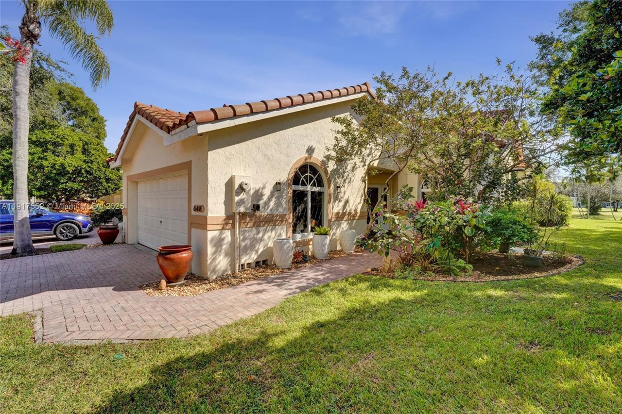 648 W Palm Aire Dr, Pompano Beach, FL 33069 Photo