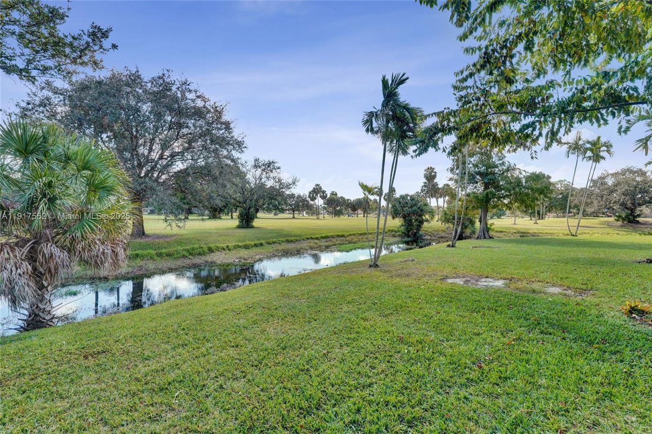648 W Palm Aire Dr, Pompano Beach, FL 33069 Photo
