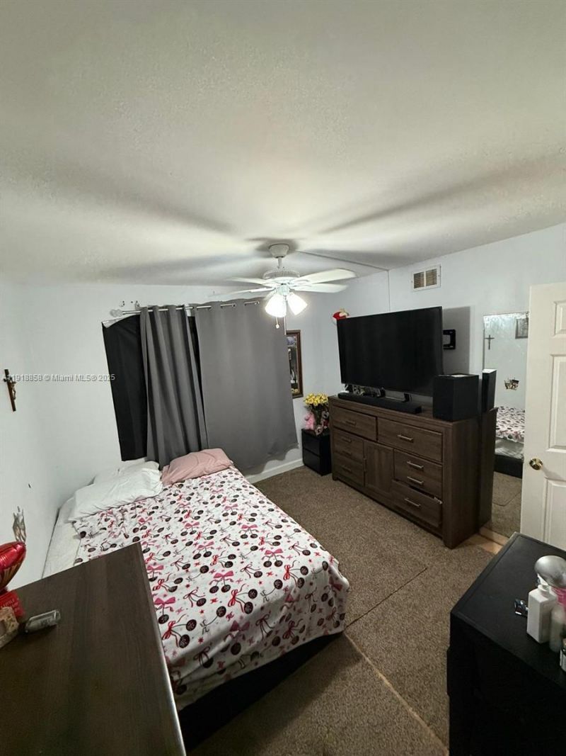 8715 Shadow Wood Blvd, Unit 211, Coral Springs, FL 33071 Photo