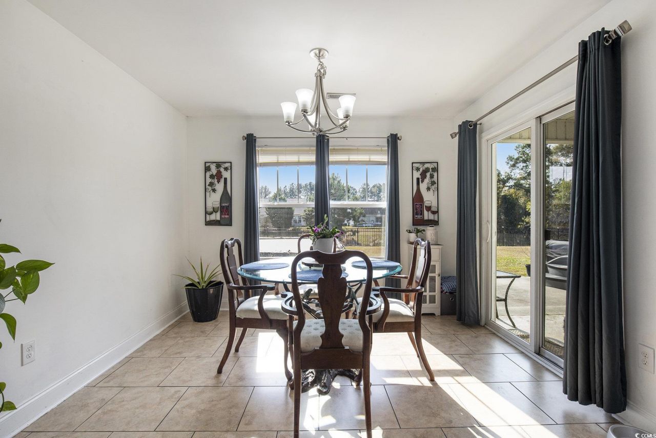 617 Forbes Dr. Photo 11