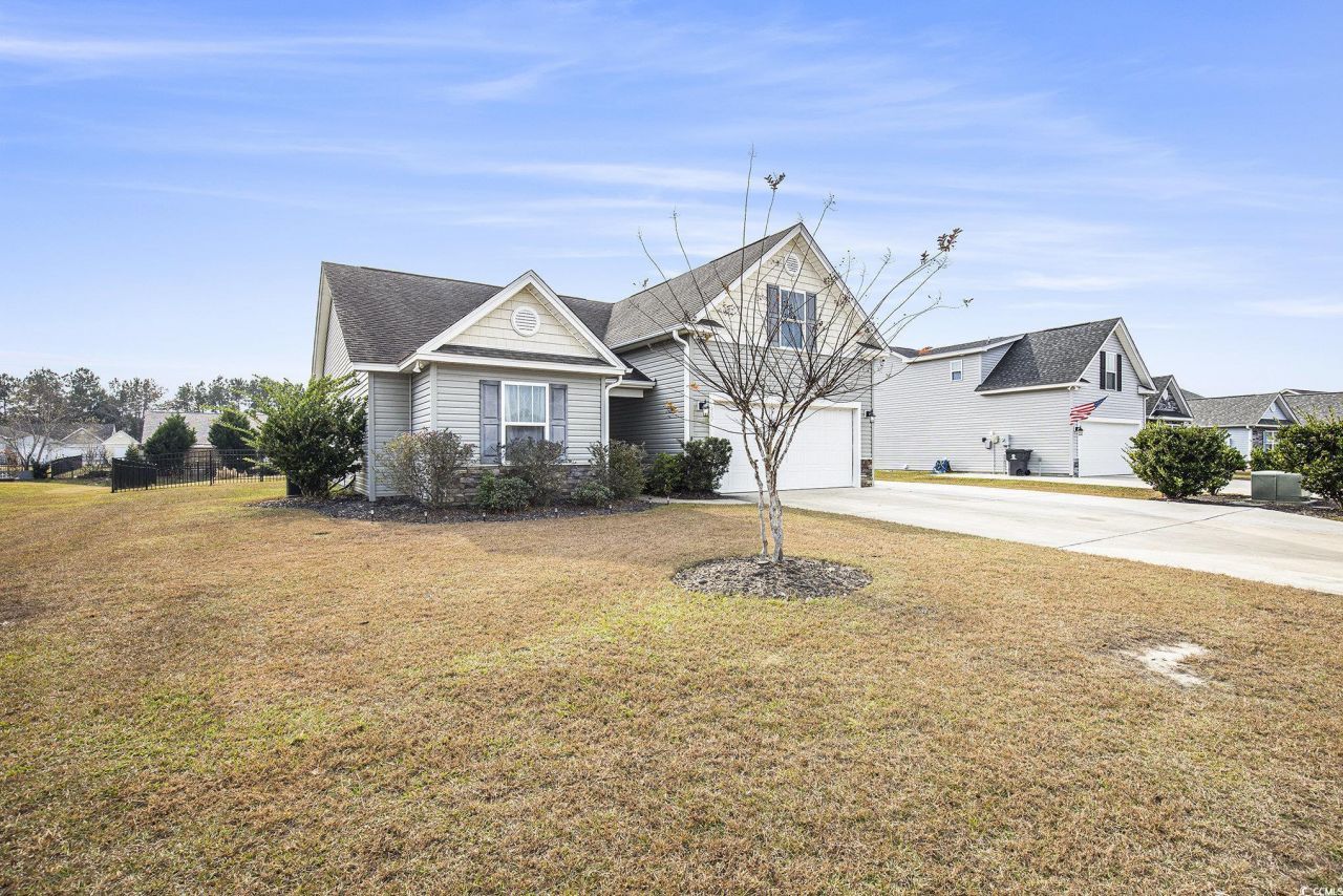 617 Forbes Dr. Photo 2