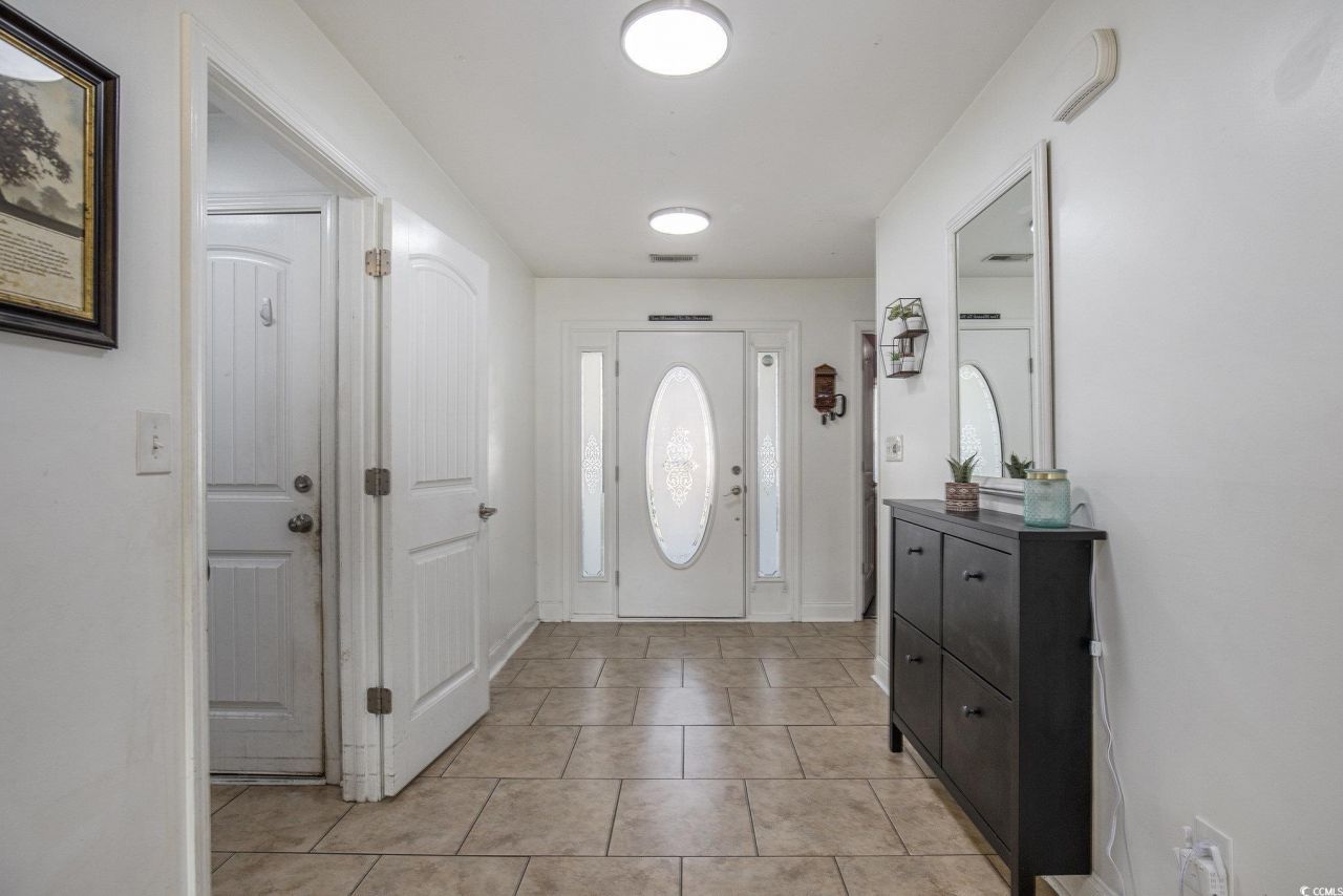 617 Forbes Dr. Photo 6