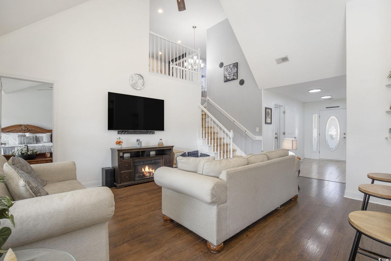 617 Forbes Dr. Photo 8