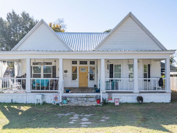 209 McDonald Street SW, Pelham, GA 31779