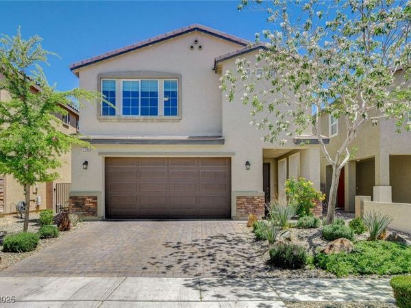 7246 Dazzle Point Street, North Las Vegas, NV 89084