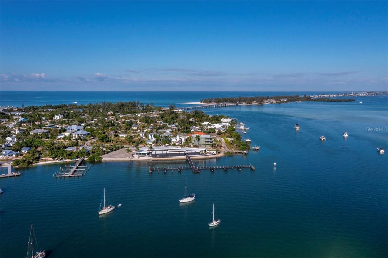 641 Broadway Street, Longboat Key, FL 34228 Photo