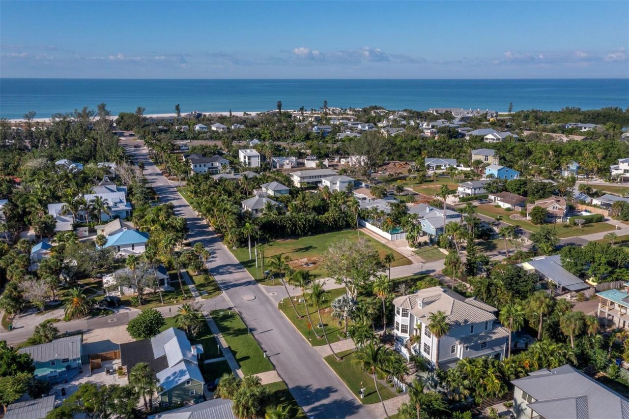 641 Broadway Street, Longboat Key, FL 34228 Photo