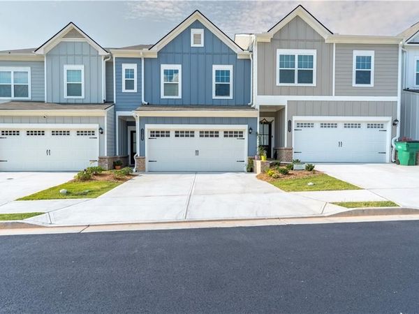 1135 Chastain Drive, Sugar Hill, GA 30518
