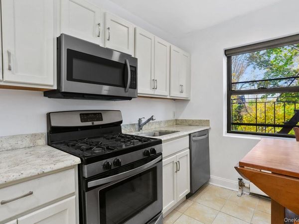 604 Tompkins, Unit 10-C, Mamaroneck, NY 10543