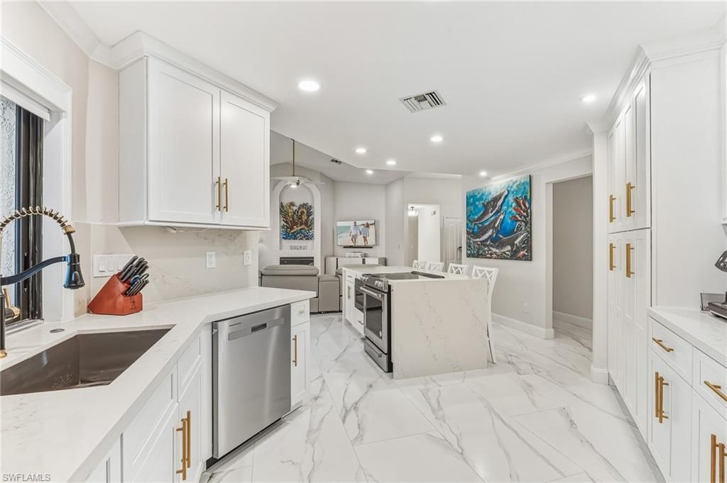 2318 SE 27th St, Cape Coral, FL 33904 Photo