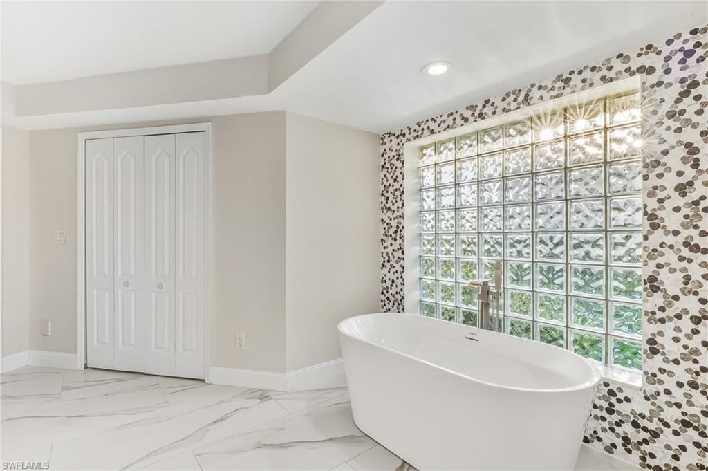 2318 SE 27th St, Cape Coral, FL 33904 Photo