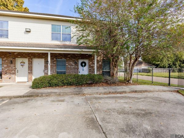 808 Meadow Bend Dr, Unit #F, Baton Rouge, LA 70820