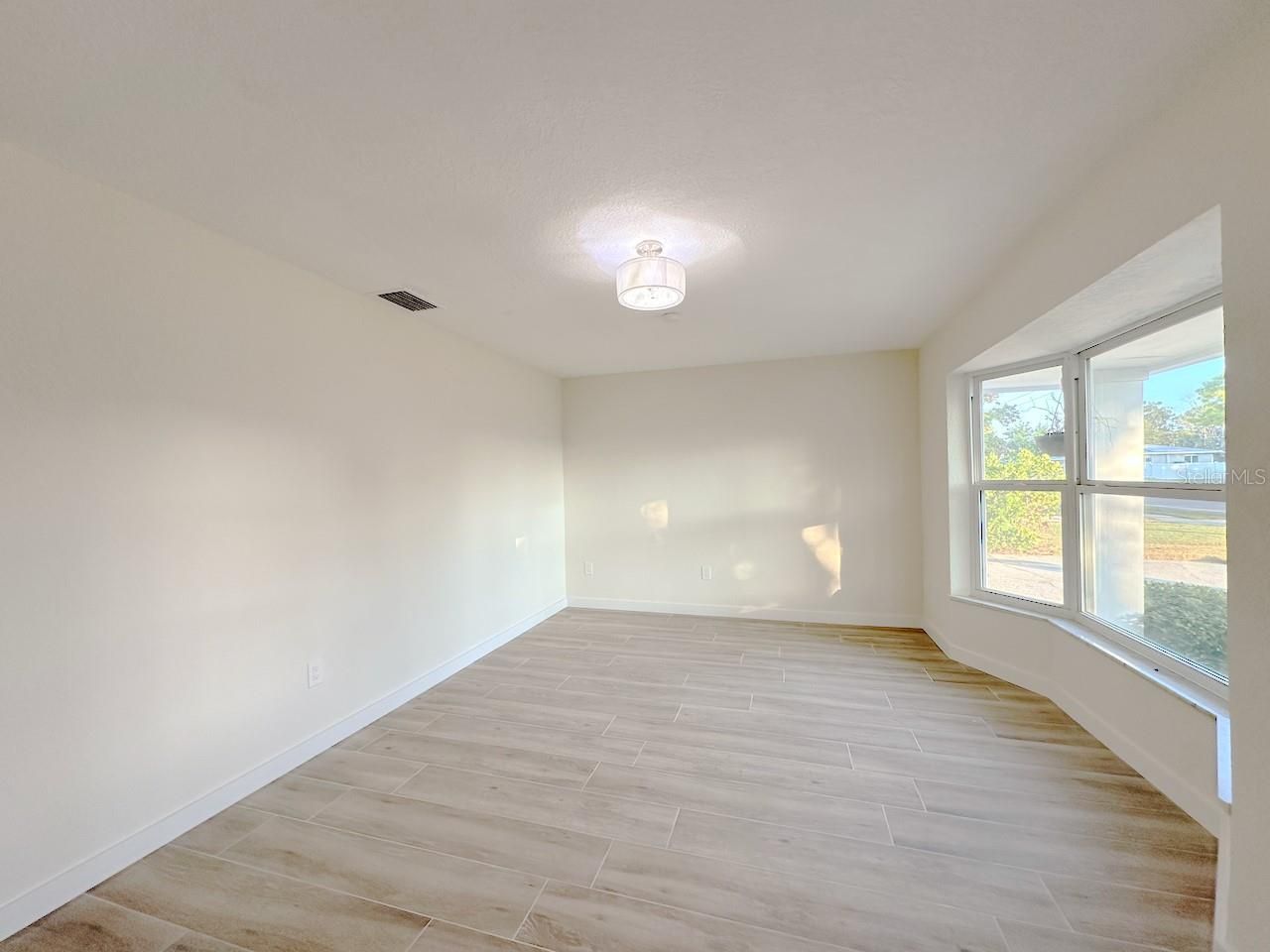 4700 Chancellor Street Ne, Saint Petersburg, FL 33703 Photo