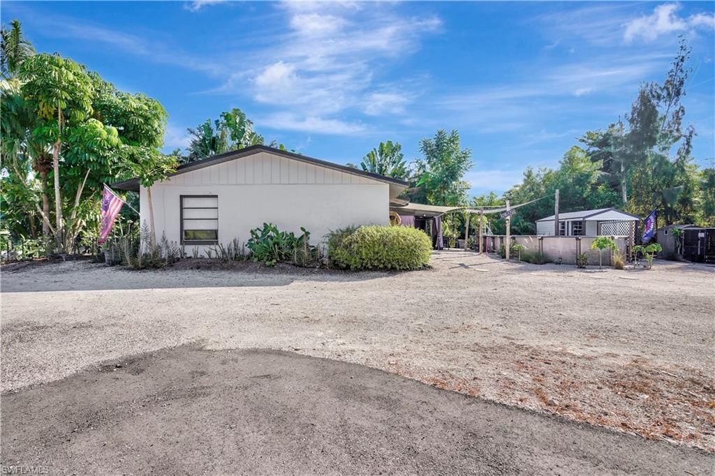 5887 Kingfish Rd, Bokeelia, FL 33922 Photo