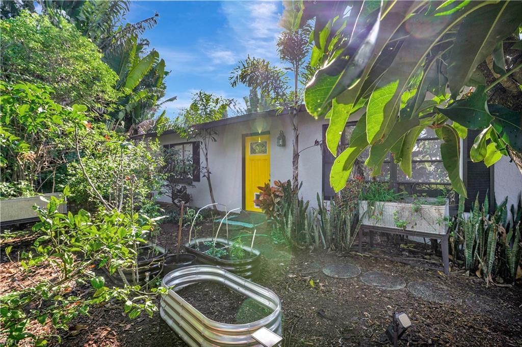 5887 Kingfish Rd, Bokeelia, FL 33922 Photo