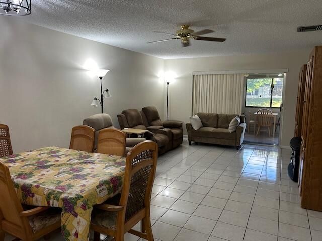 109 Lake Susan Drive, West Palm Beach, FL 33411 Photo