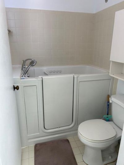 109 Lake Susan Drive, West Palm Beach, FL 33411 Photo