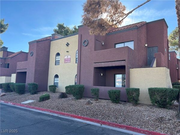 4050 Pacific Harbors Drive, Unit 130, Las Vegas, NV 89121