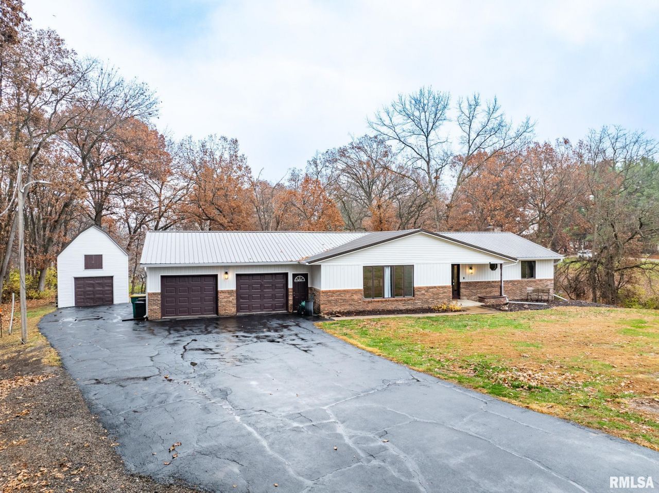 753 Susan Drive, Knoxville, IL 61448 Main Photo