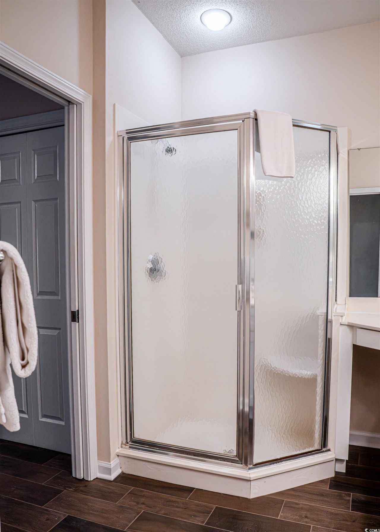 4431 Montrose Ln. Photo 19