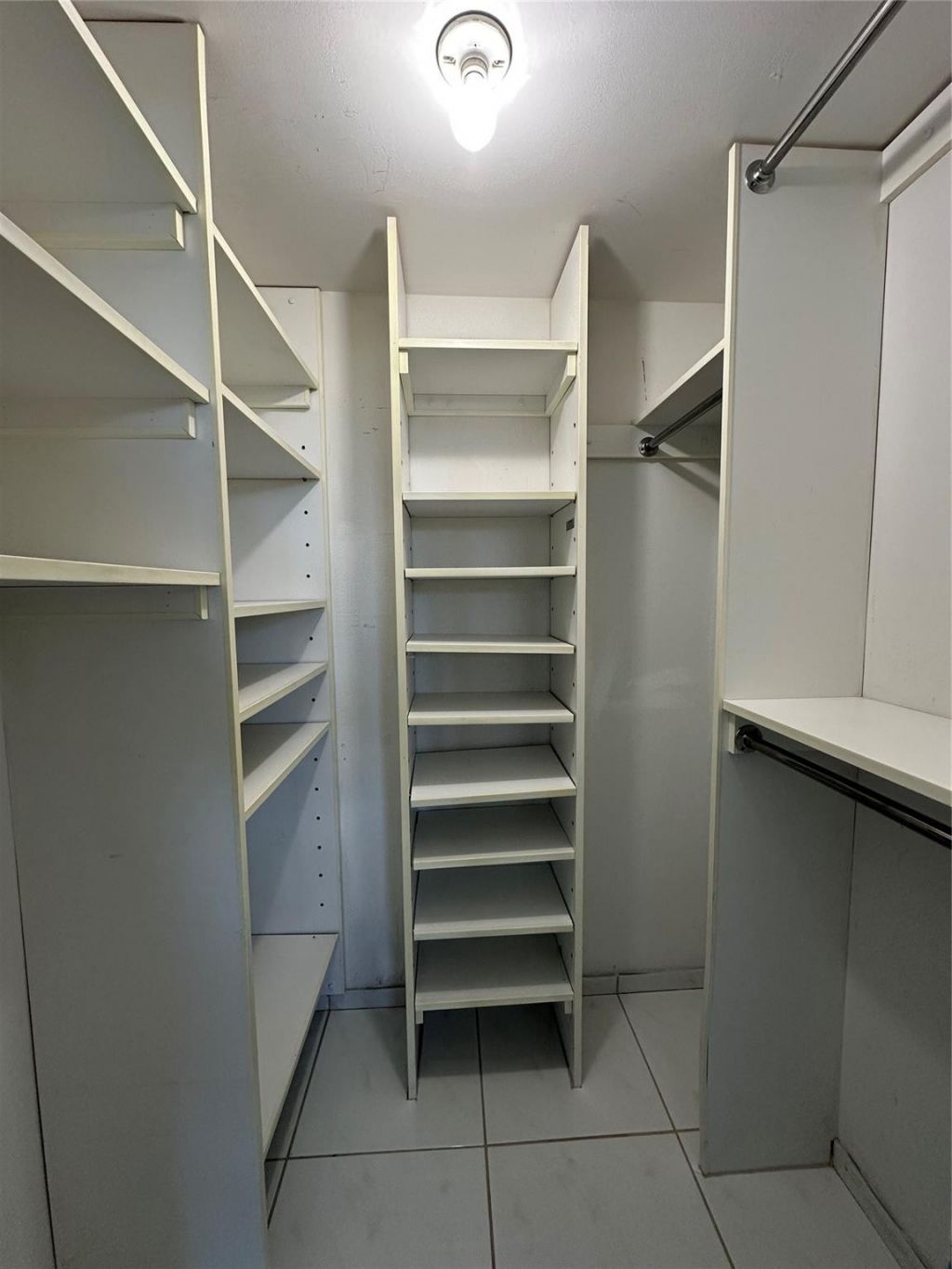 5300 NE 24th Terrace, Unit 211C, Fort Lauderdale, FL 33308 Photo