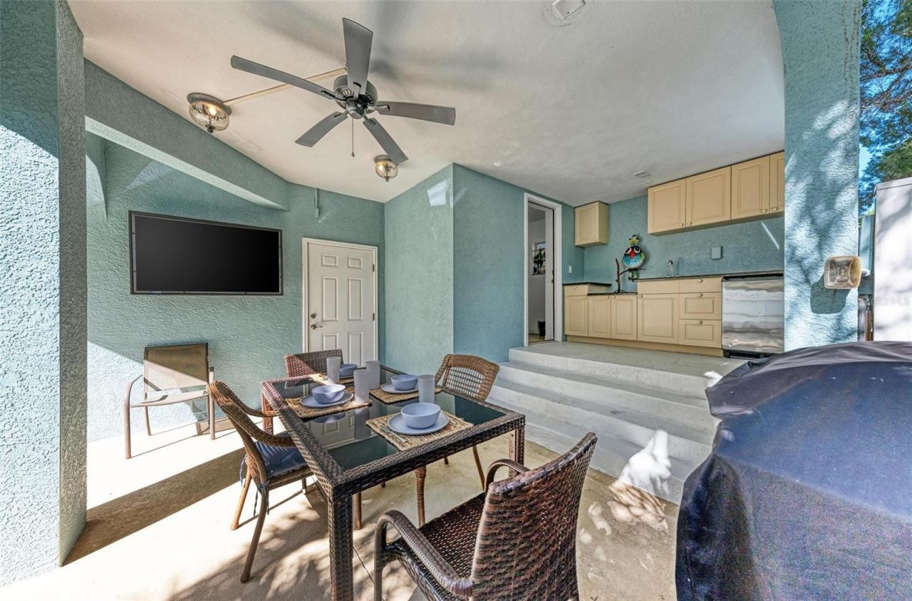 201 57th Street, Holmes Beach, FL 34217 Photo