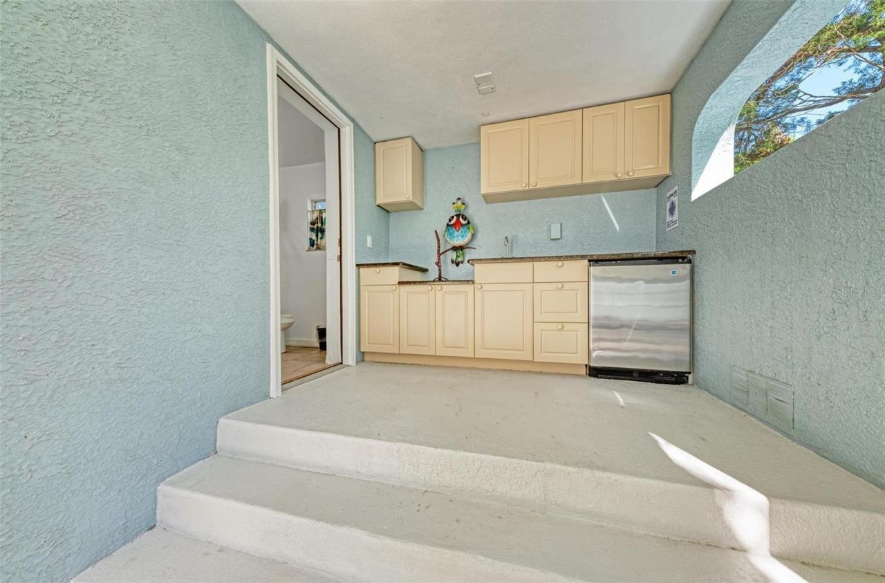 201 57th Street, Holmes Beach, FL 34217 Photo