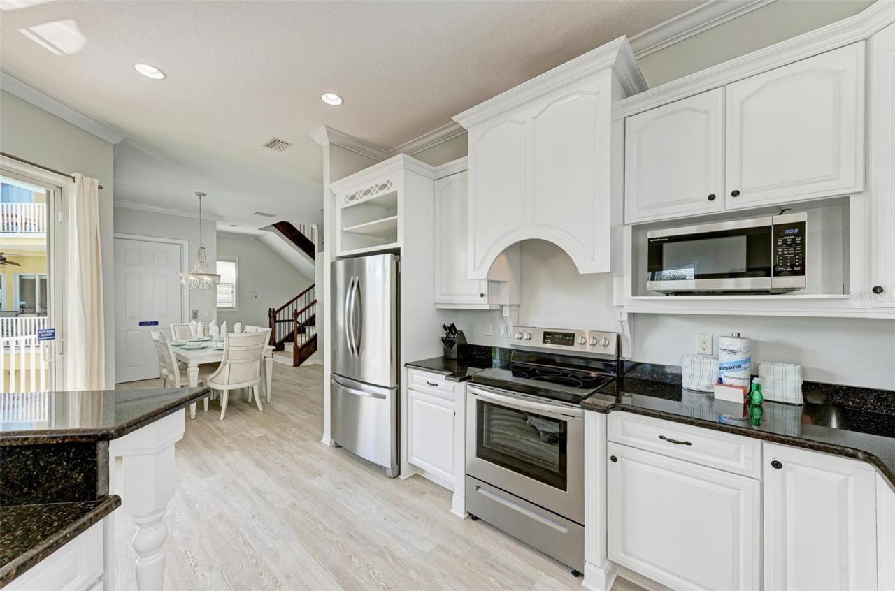 201 57th Street, Holmes Beach, FL 34217 Photo